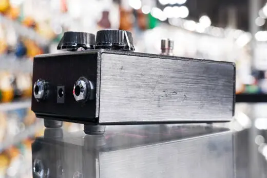 Way Huge Electronics - WHE205OD 2